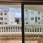 Casa Londamba Meia Praia Beach