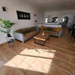 Casa Londamba Meia Praia Beach