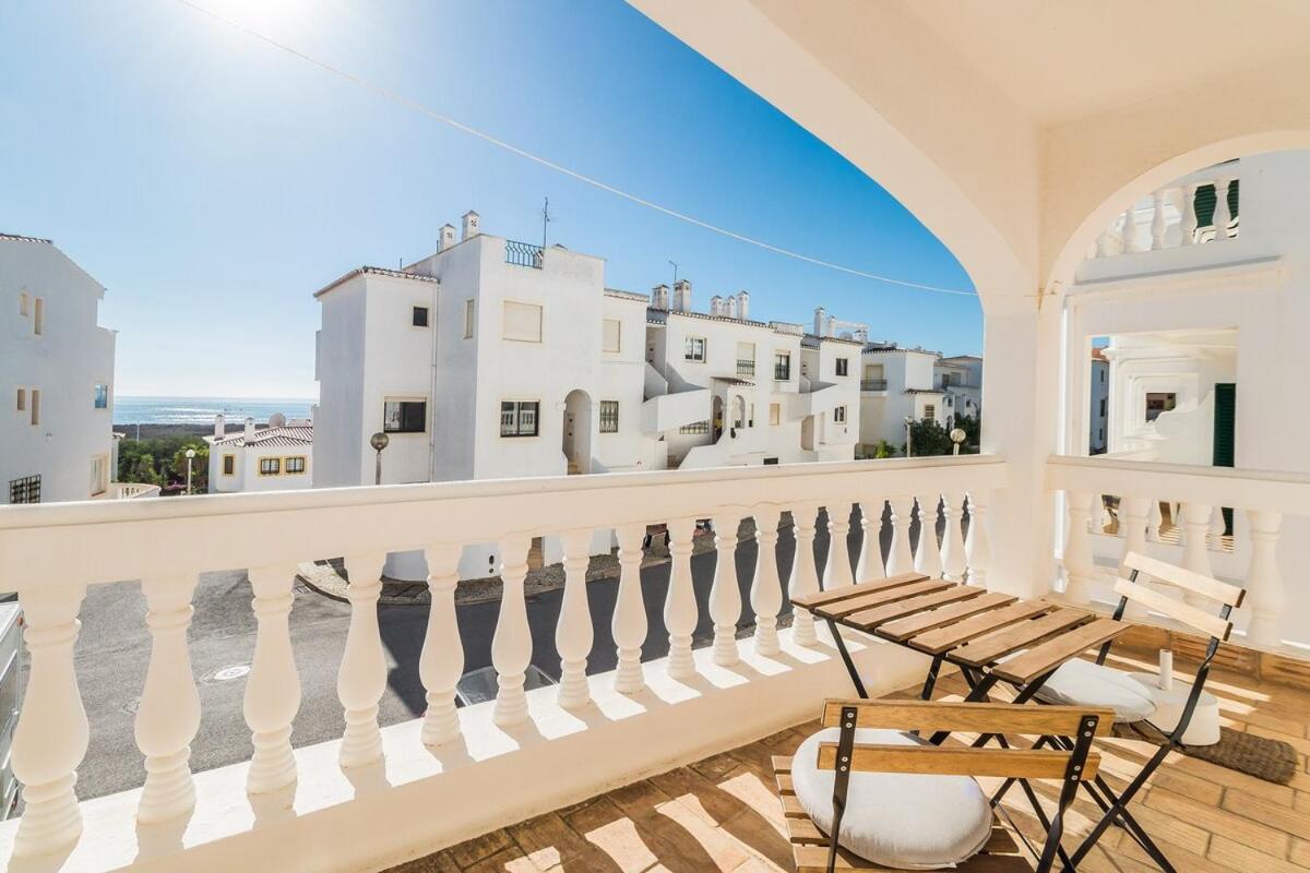 Casa Londamba Meia * Lagos
