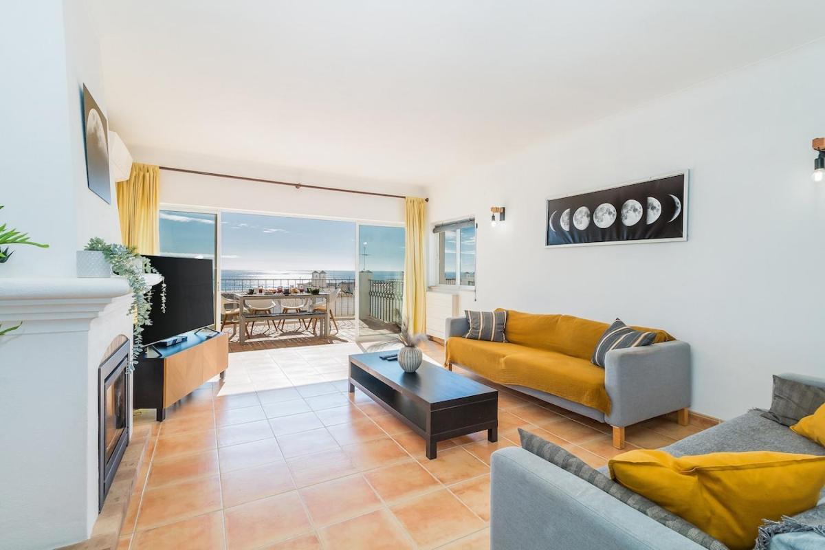 Casa Londamba Meia Holiday home Lagos