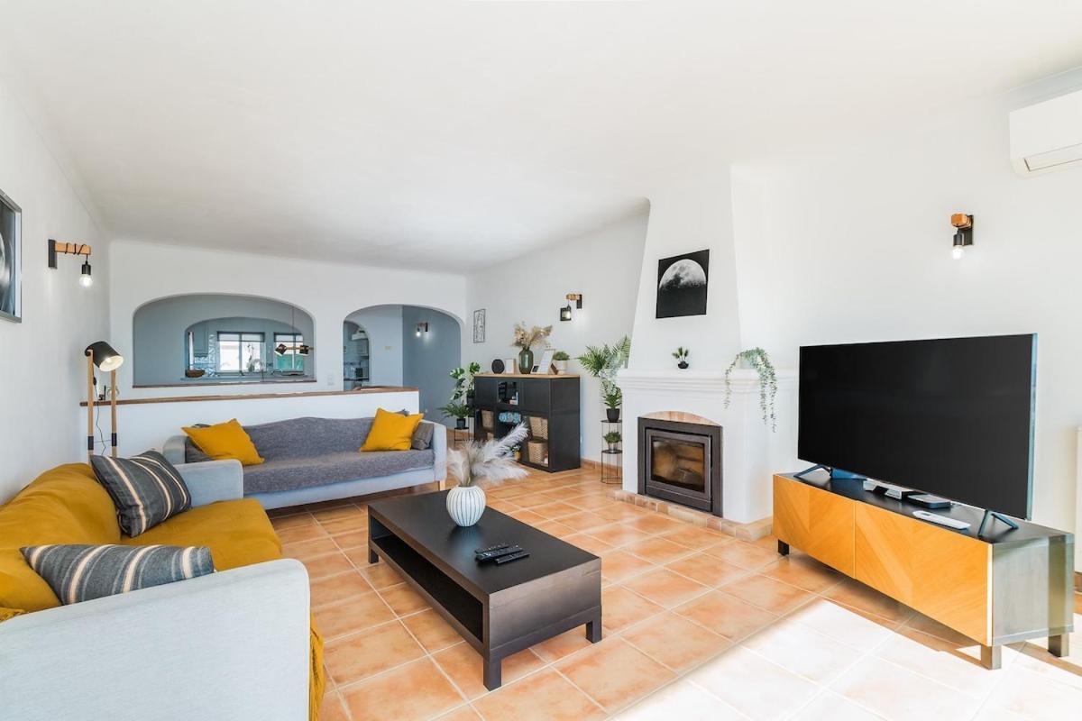 Casa Londamba Meia Lagos